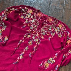 JOHNNY WAS I Embroidered Floral Lightweight Red Silky Long Sleeve Tunic Top, M